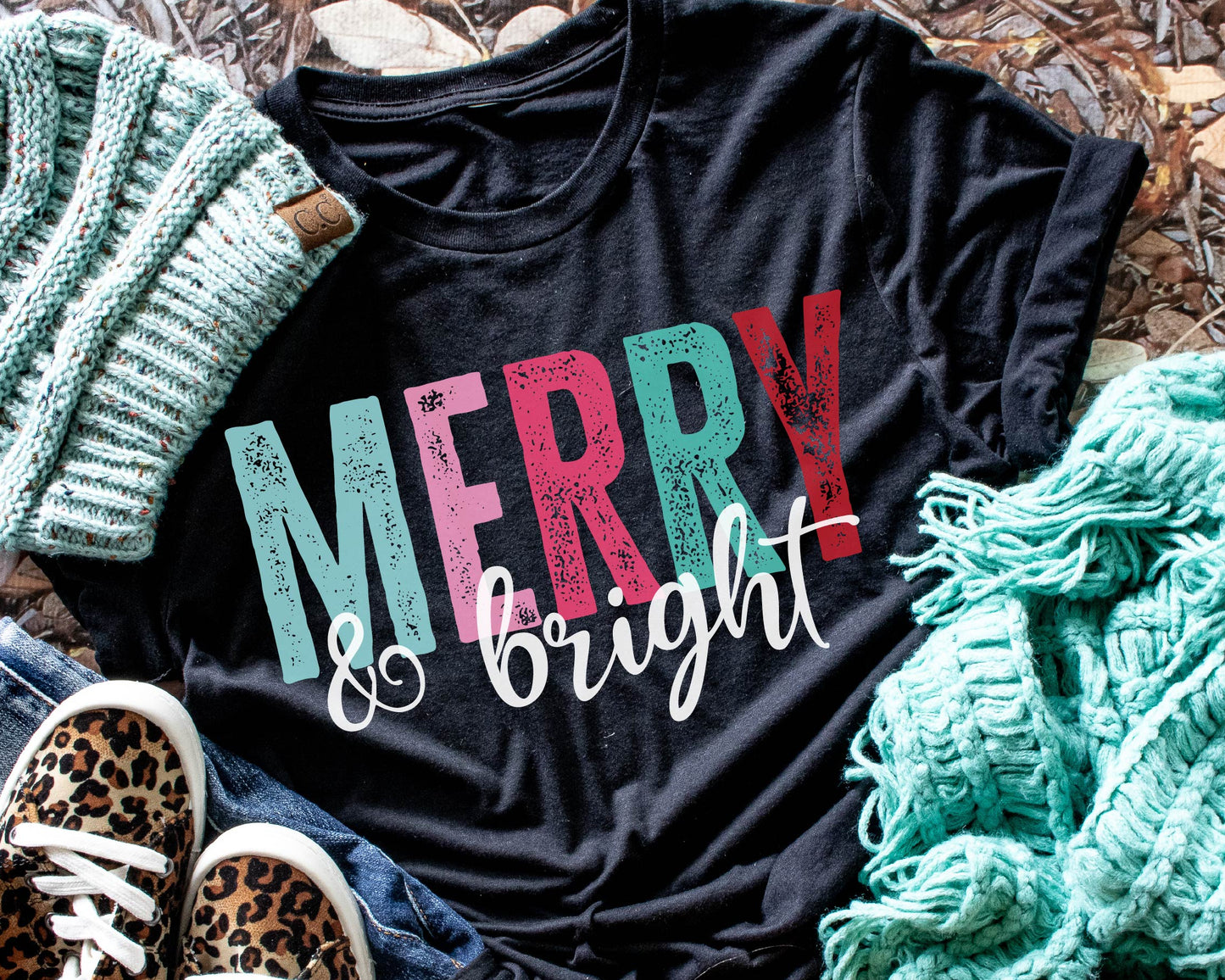 Merry & Bright (short sleeve) 🎄