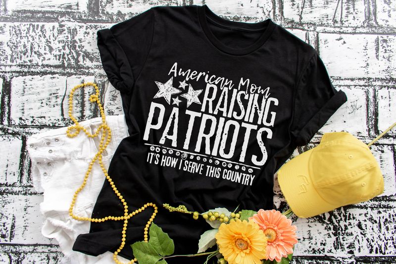 American Mom Raising Patriots