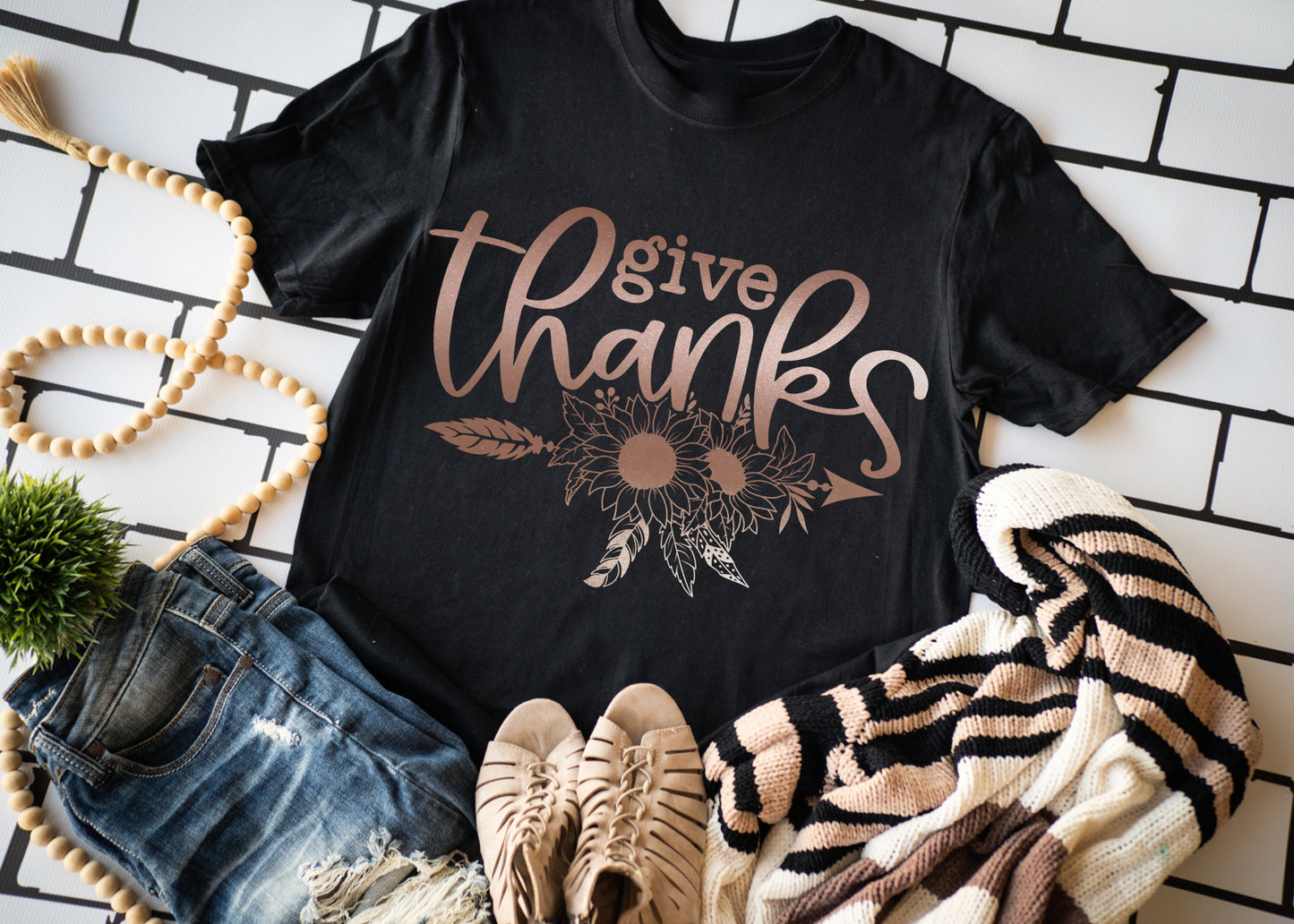Give Thanks (with flowers)š