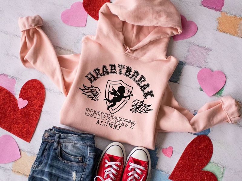 Heartbreak University Alumni (short sleeve)