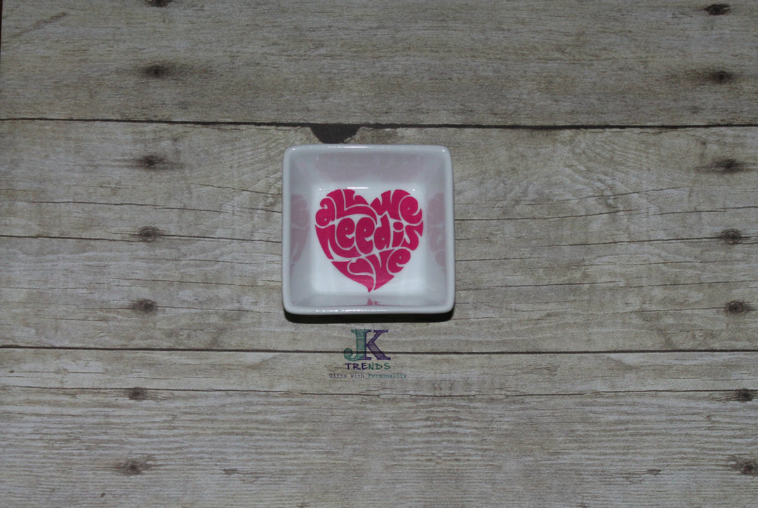 Valentine Love Jewlery Holder Dish - Rings - Bracelets - Personalized - Gift - Birthday - Anniversary - Celebration - Wedding - Women